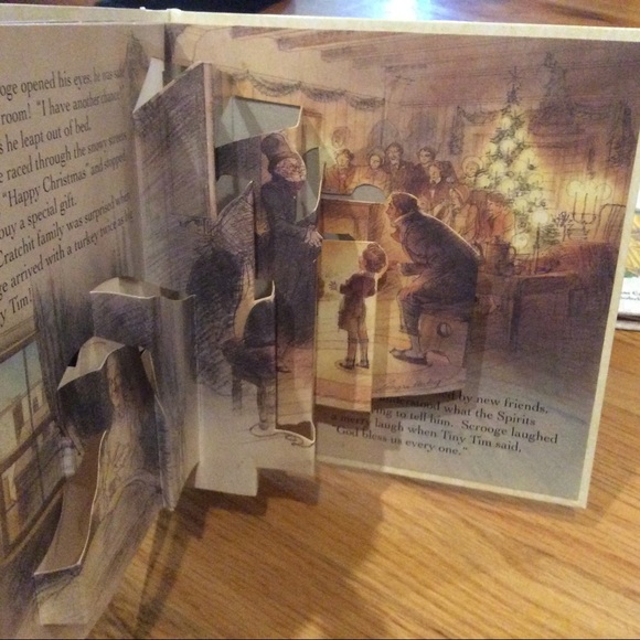 Vintage Christmas Pop Up Books, set of 4 - Picture 10 of 16